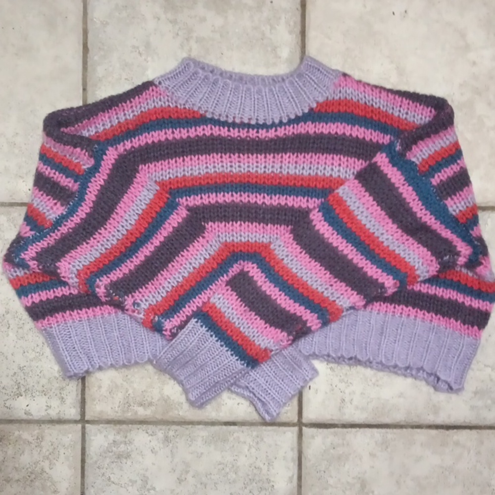 EUC SHEIN Crop knit sweater. ๐, ๐ฉท, ๐ Stripes. Long Sleeve. - Picture 2 of 4